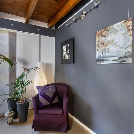 Snug In With Garden Apartment